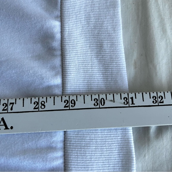 Torrid Skiers Ski Skiing Graphic Print Sweatshirt Pullover - Picture 13 of 14